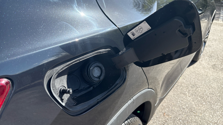 Volvo XC40 2.0 B4P Ultra Dark 5dr Auto Petrol Estate